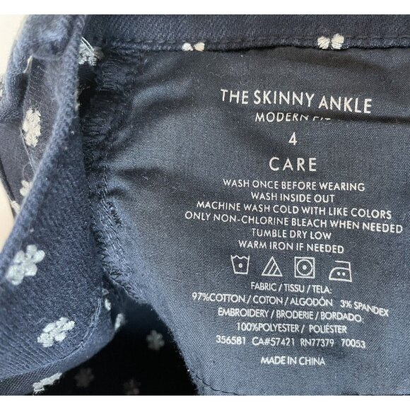 Ann Taylor navy blue snowflake jeans Small 4 Christmas Skinny Ankle Low Rise - Picture 5 of 10